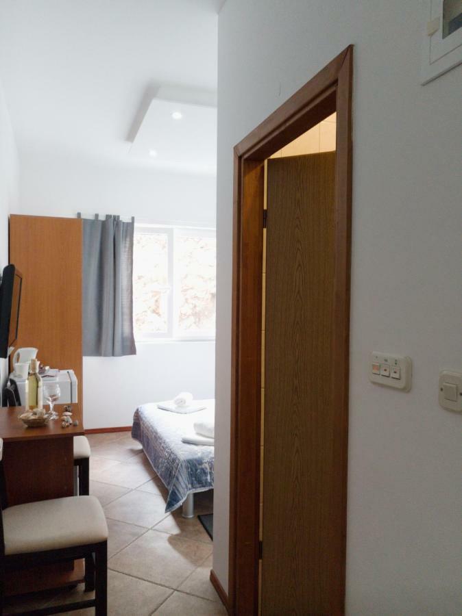Kiara Room - Self Check In Mokošica Exteriör bild